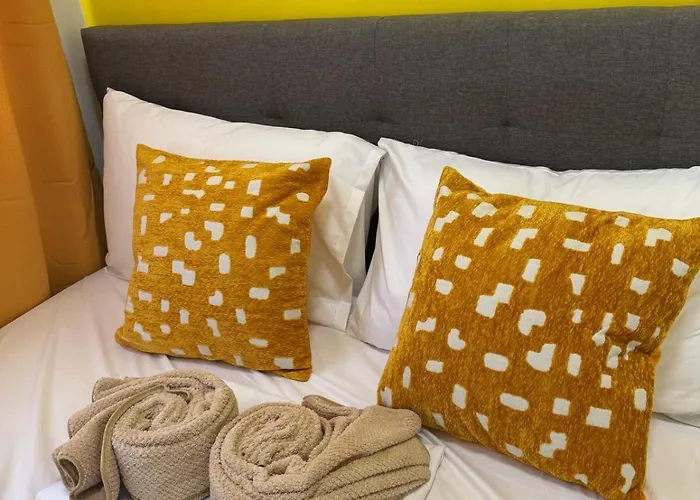 Lemon In S Residences Near Moa, Airport, Us Embassy By Prime Apartment