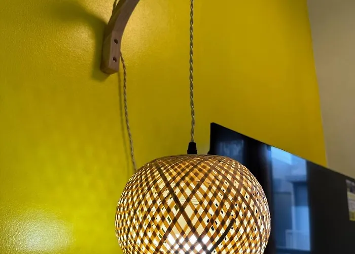 Lemon In S Residences Near Moa, Airport, Us Embassy By Prime Manila